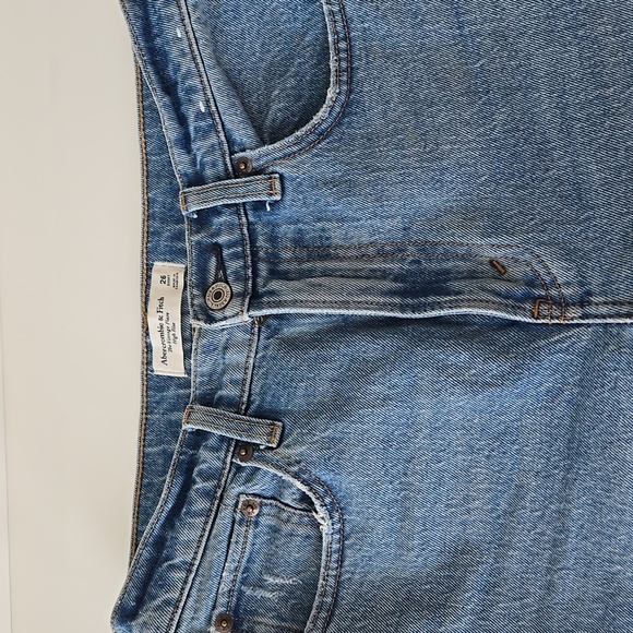Abercrombie & Fitch Light Blue High Rise Jeans - Picture 3 of 8